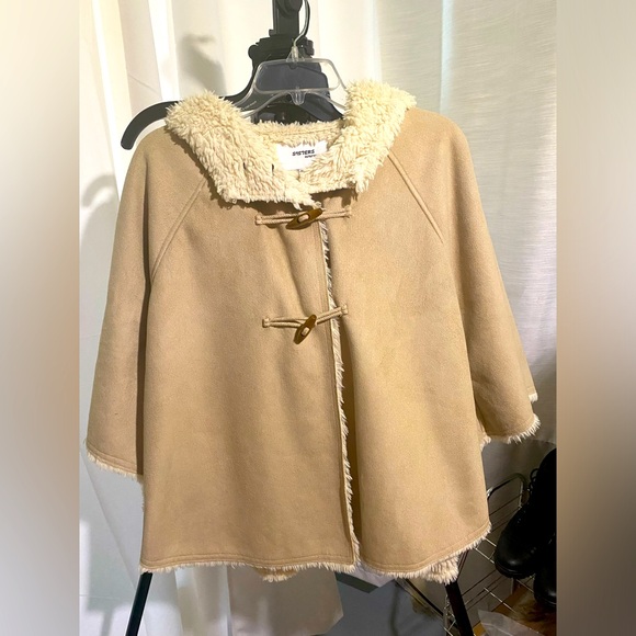 sisters outerwear Jackets & Blazers - COAT/ CAPE- Sister’s outerwear Brand faux suede.  size L